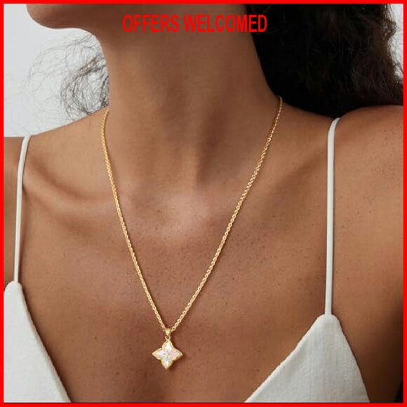 Dainty 14K Gold Plated Clover Pendant Necklace Adjustable Chain - Picture 4 of 8